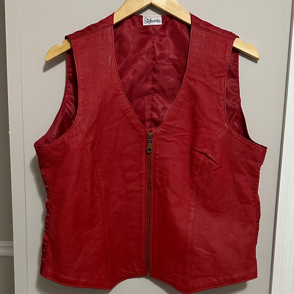 Styleworks Red genuine leather Zip-Up Vintage Vest men’s sz XL - Picture 9 of 10